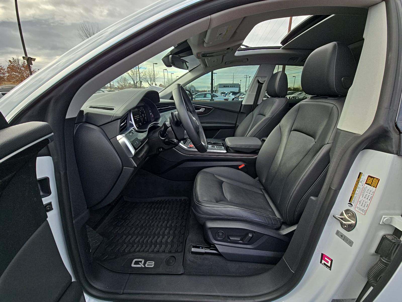 2023 Audi Q8 Premium AWD