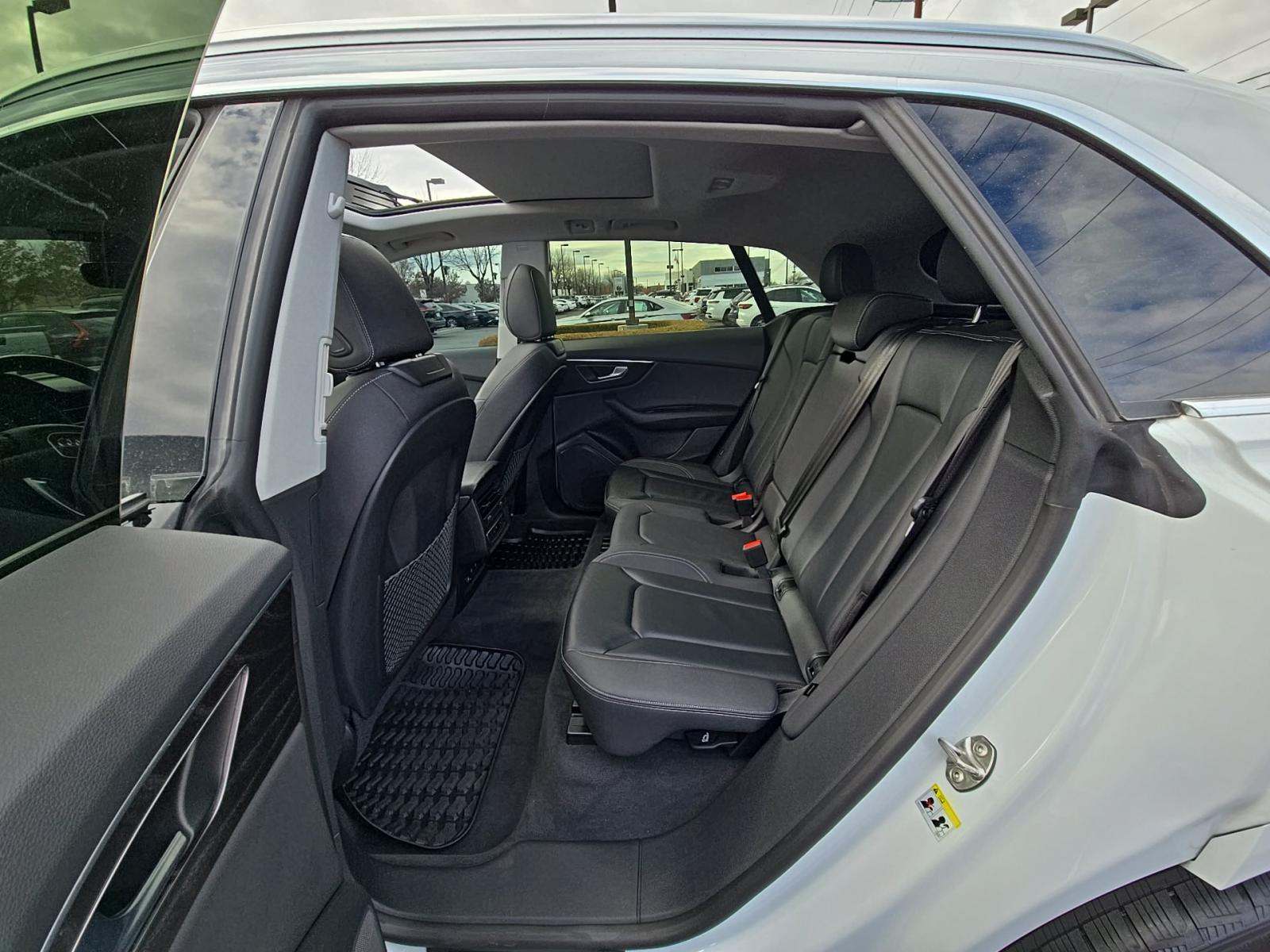 2023 Audi Q8 Premium AWD