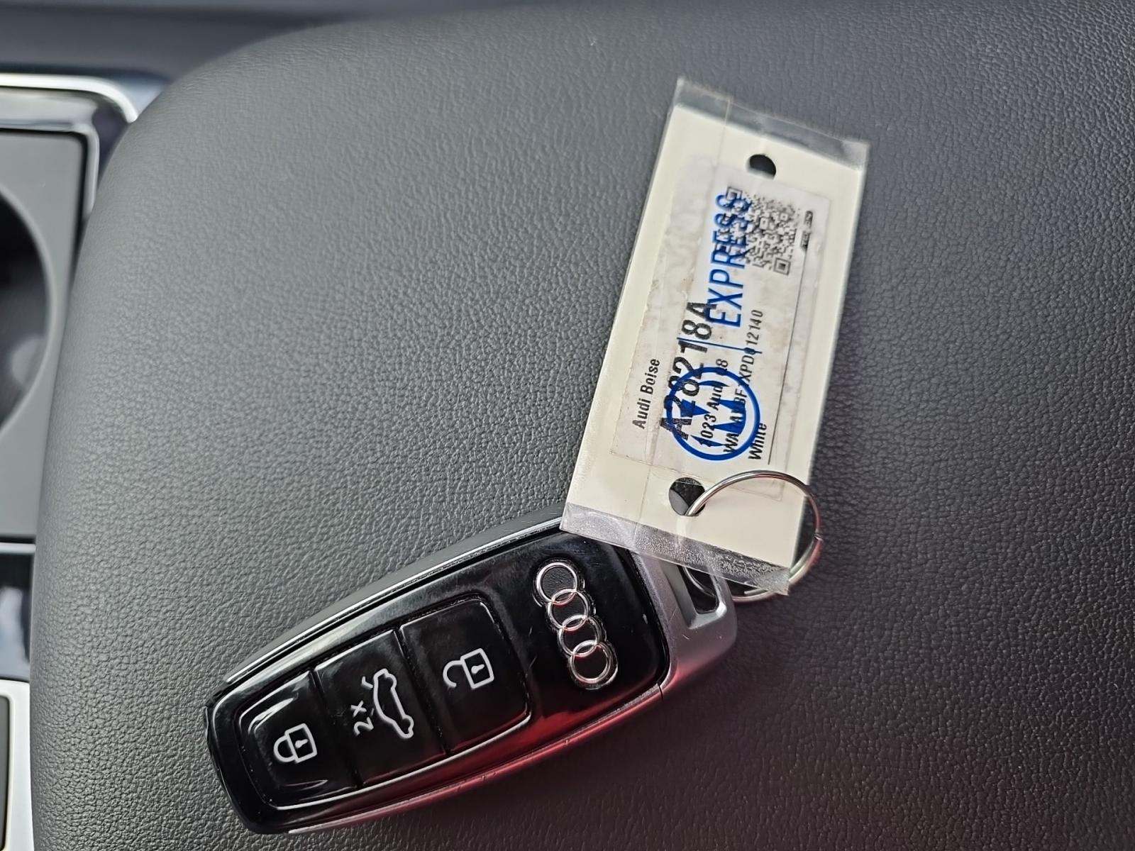 2023 Audi Q8 Premium AWD