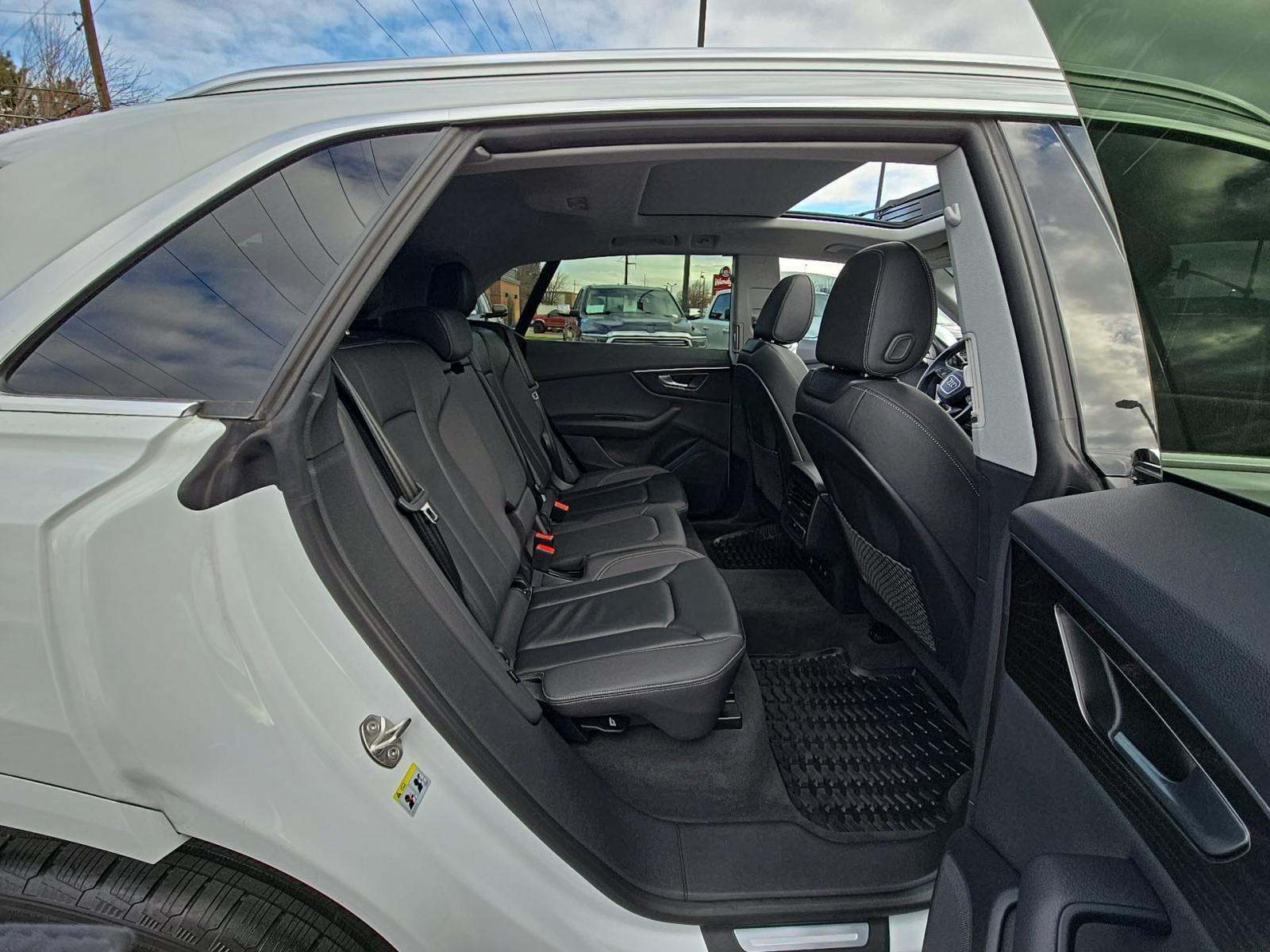 2023 Audi Q8 Premium AWD