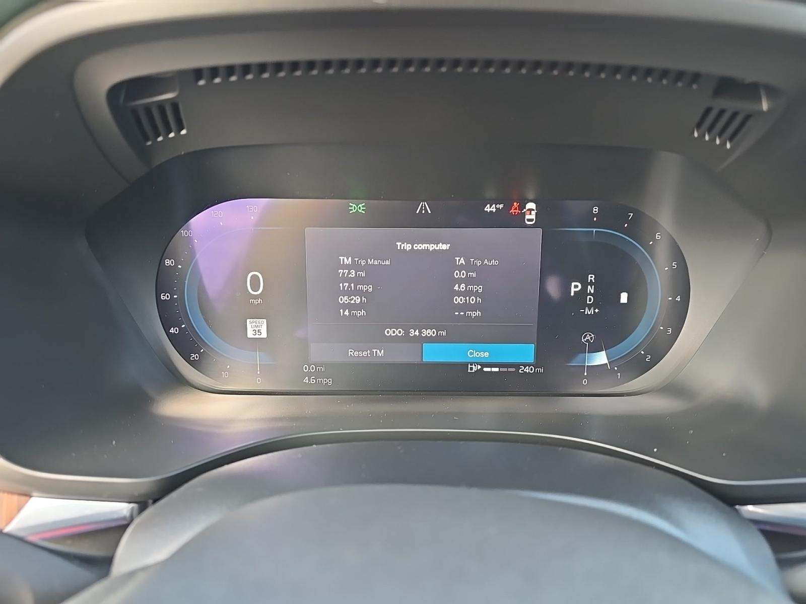 2024 Volvo XC60 B5 Plus AWD