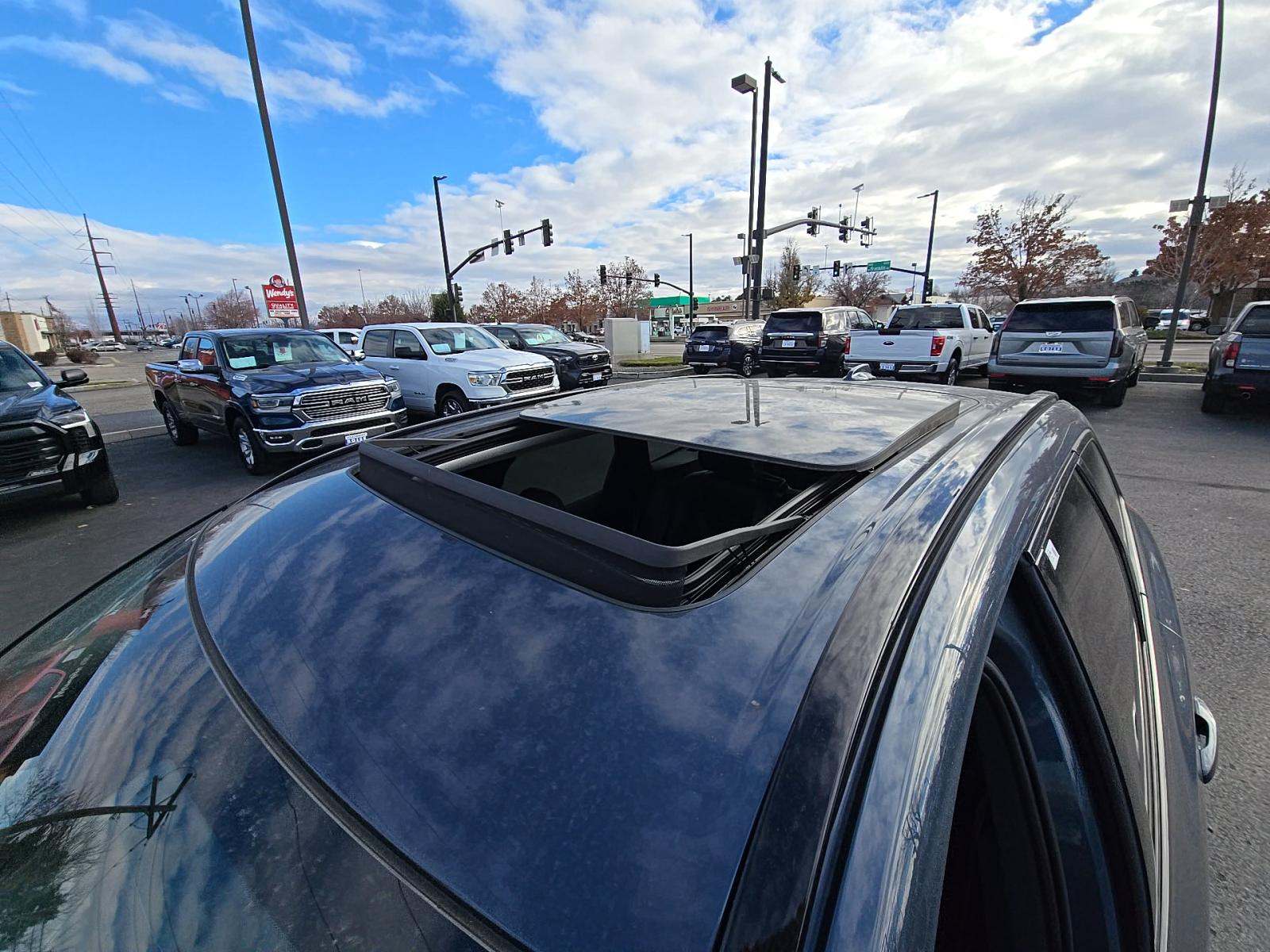 2024 Volvo XC60 B5 Plus AWD