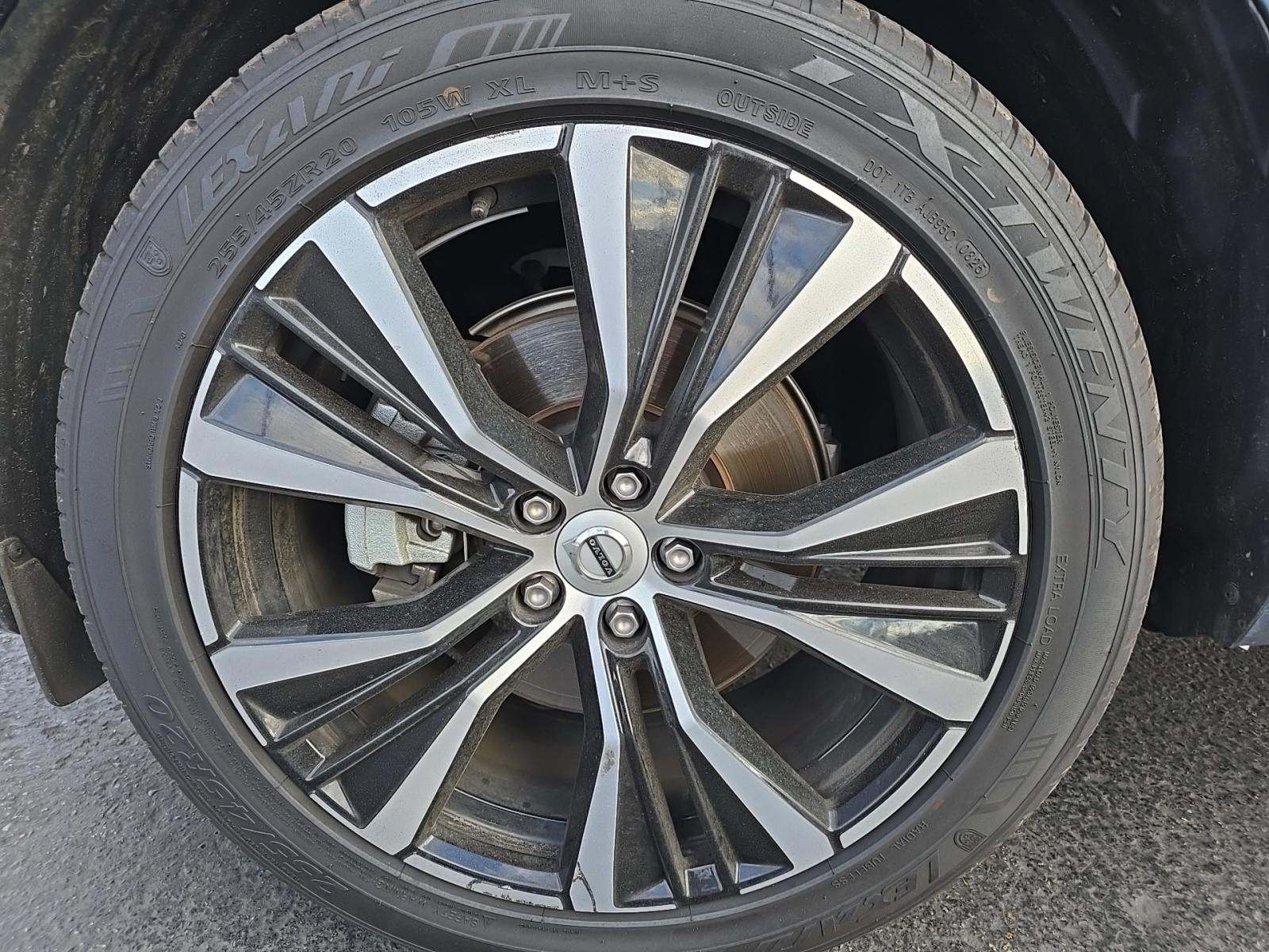 2024 Volvo XC60 B5 Plus AWD