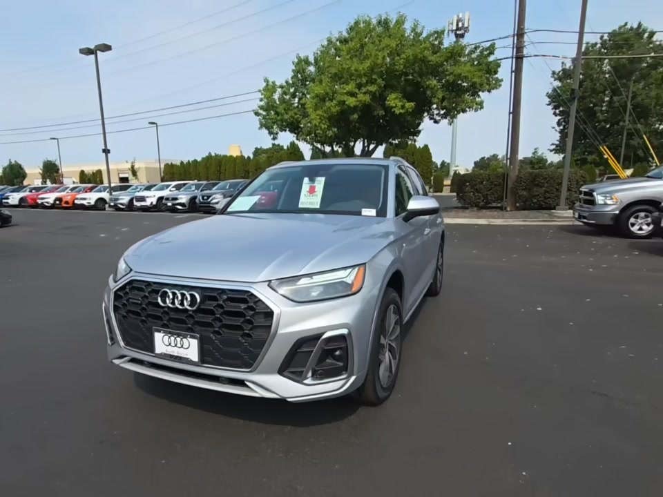 2022 Audi Q5 S line Premium