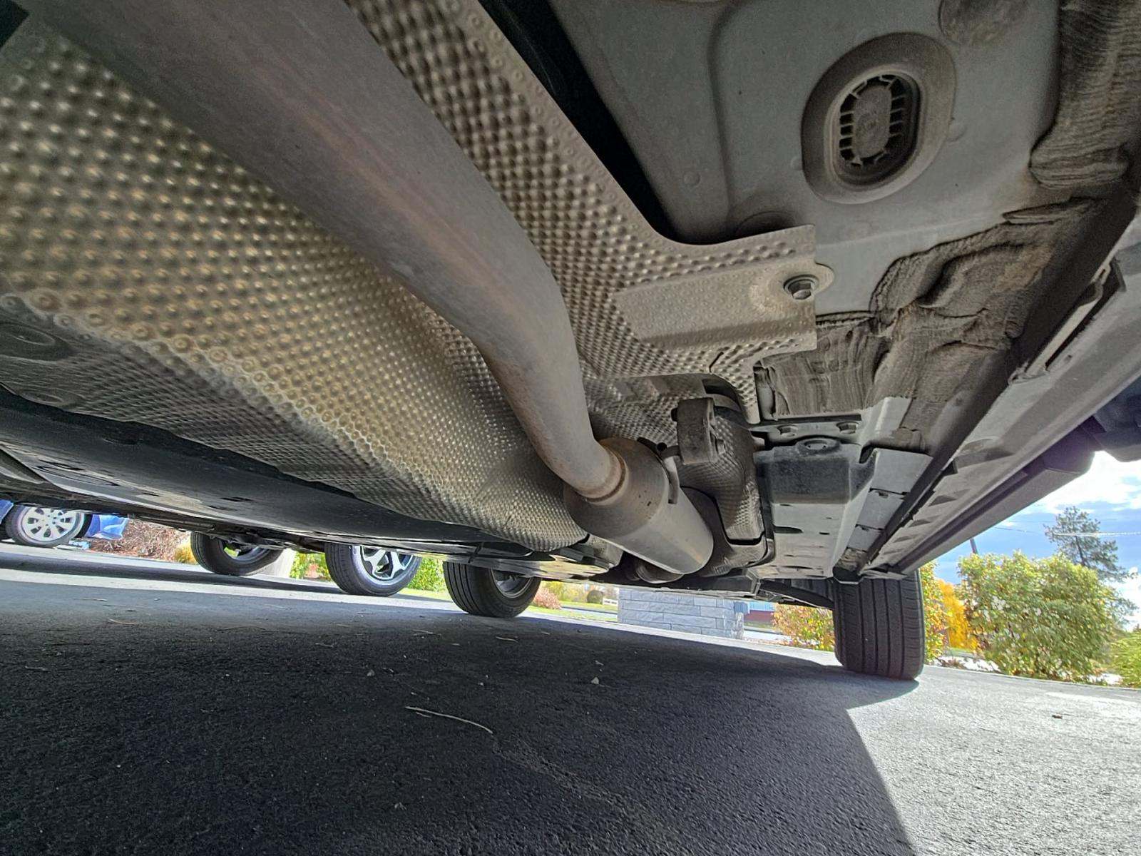 2023 Toyota RAV4 Hybrid XLE Premium AWD