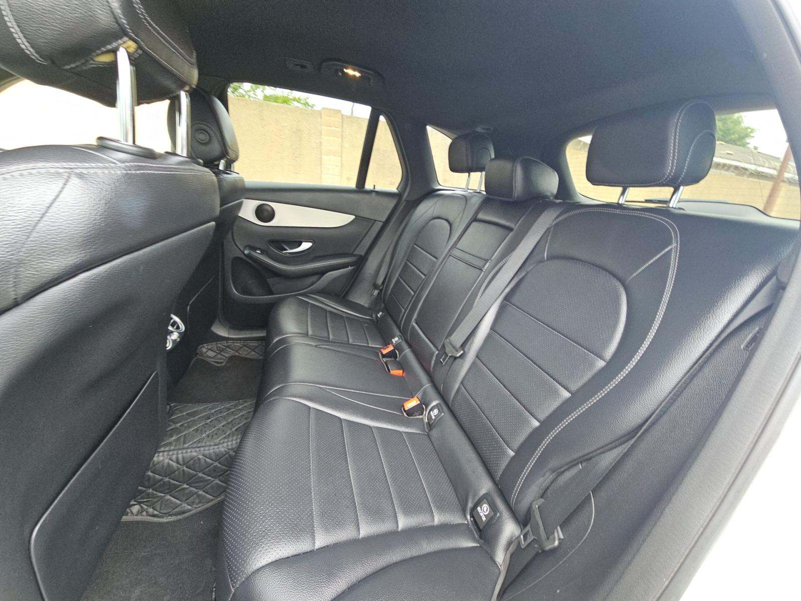 MERCEDES-BENZ GLC - 9
