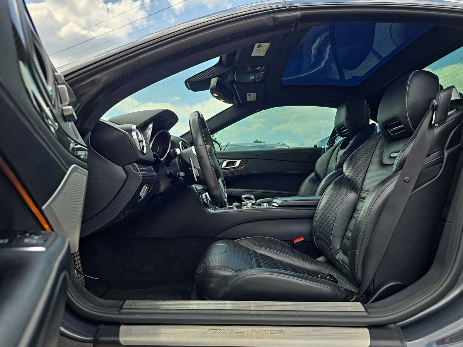 2015 Mercedes-Benz SL-Class SL 63 AMG RWD