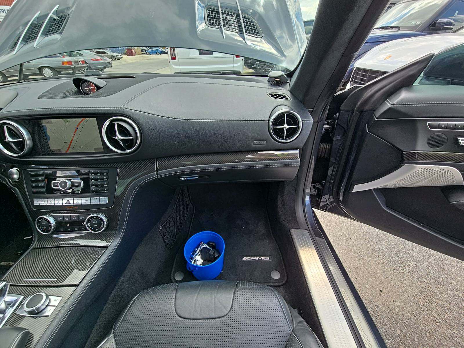 2015 Mercedes-Benz SL-Class SL 63 AMG RWD