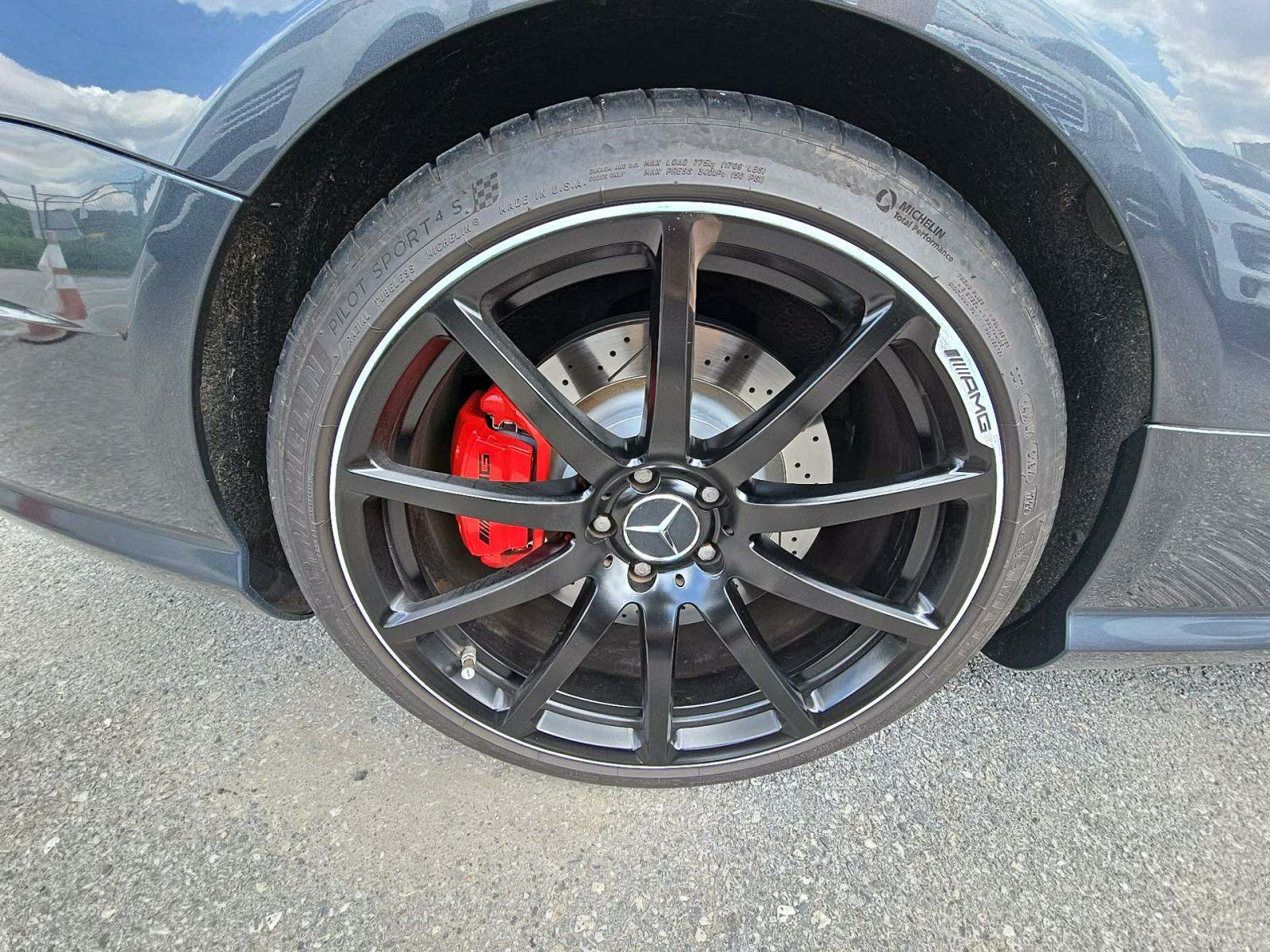 2015 Mercedes-Benz SL-Class SL 63 AMG RWD