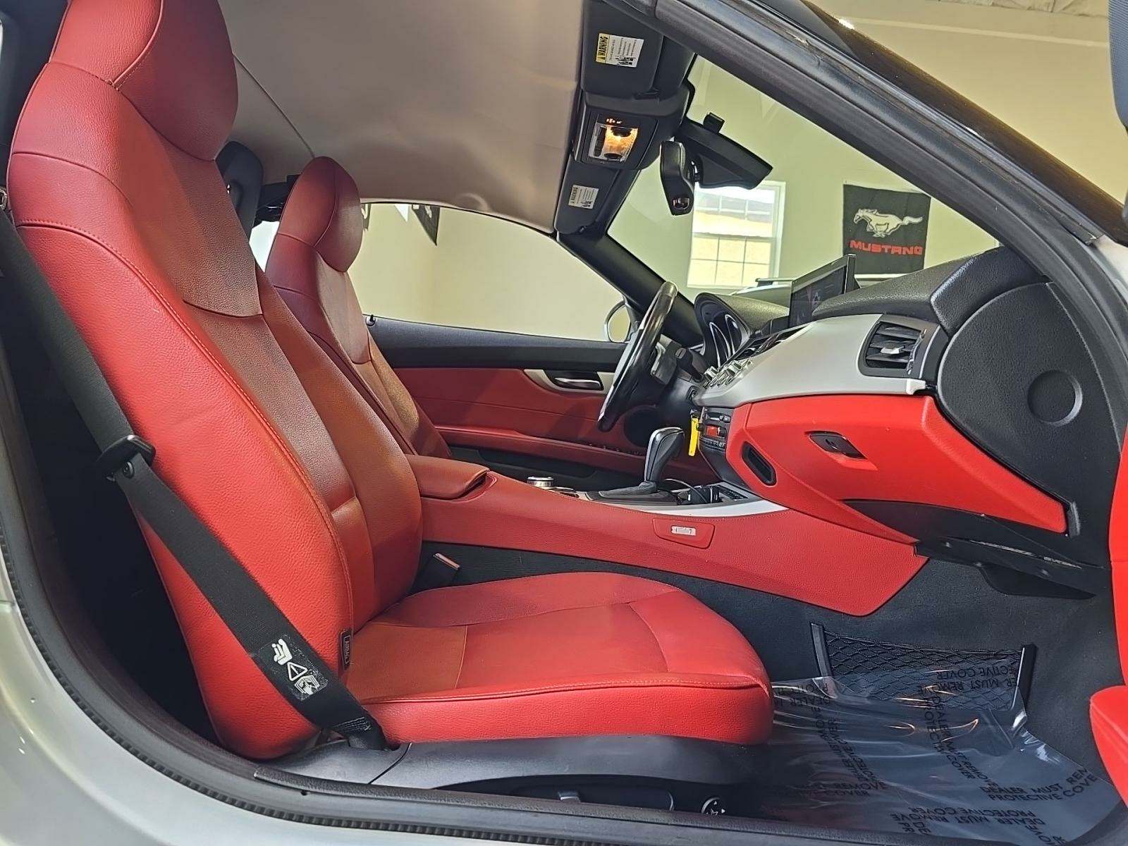 2011 BMW Z4 sDrive30i RWD