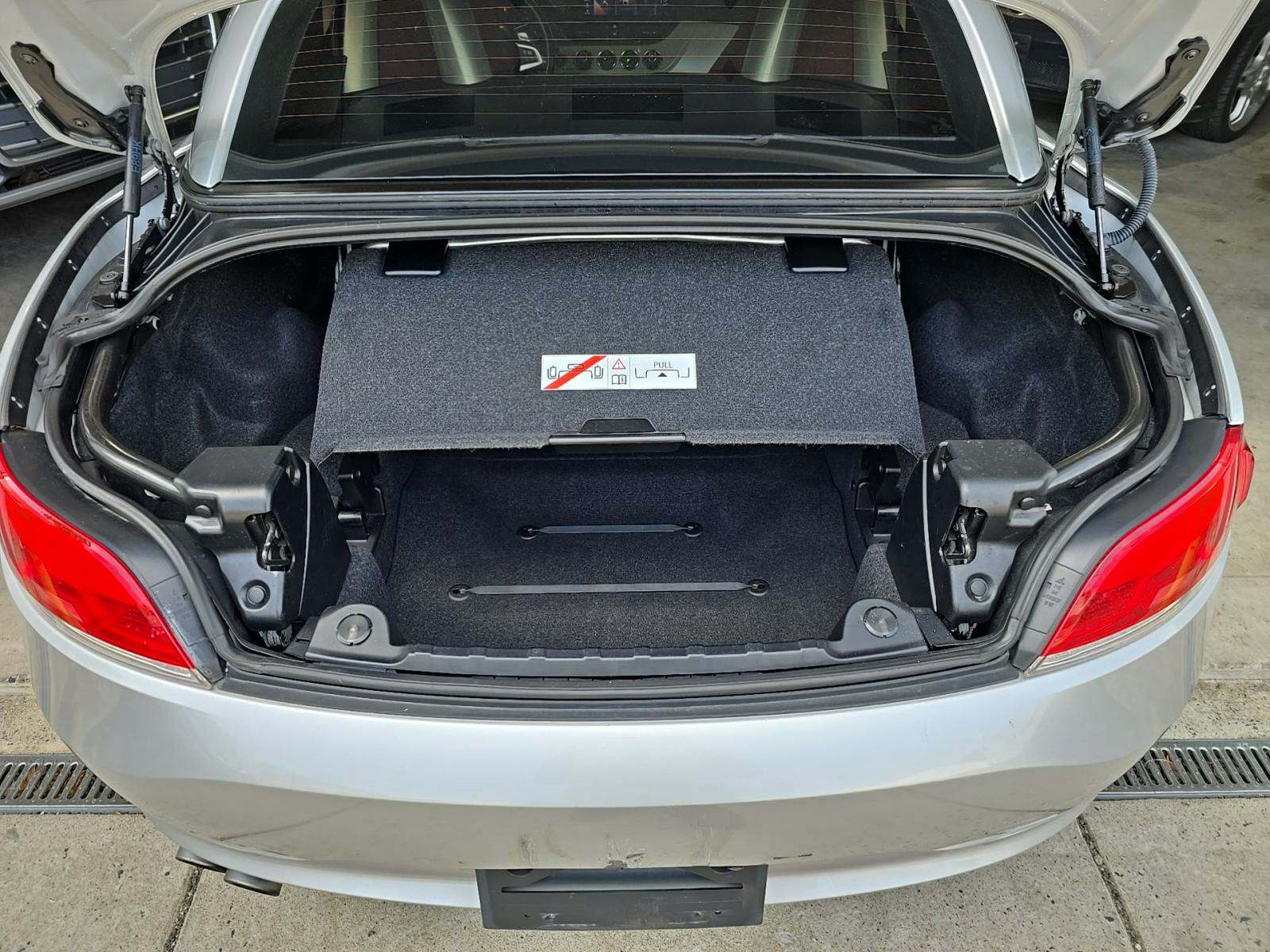 2011 BMW Z4 sDrive30i RWD