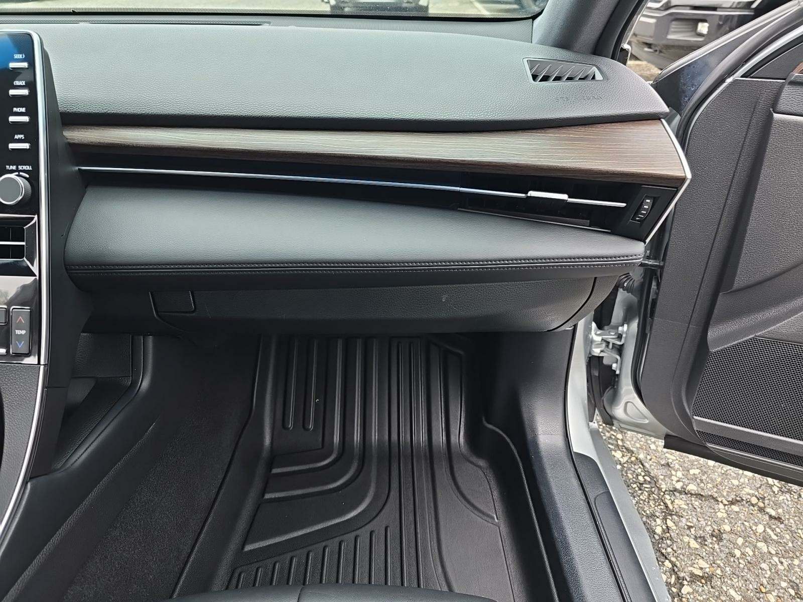 2020 Toyota Avalon XLE FWD