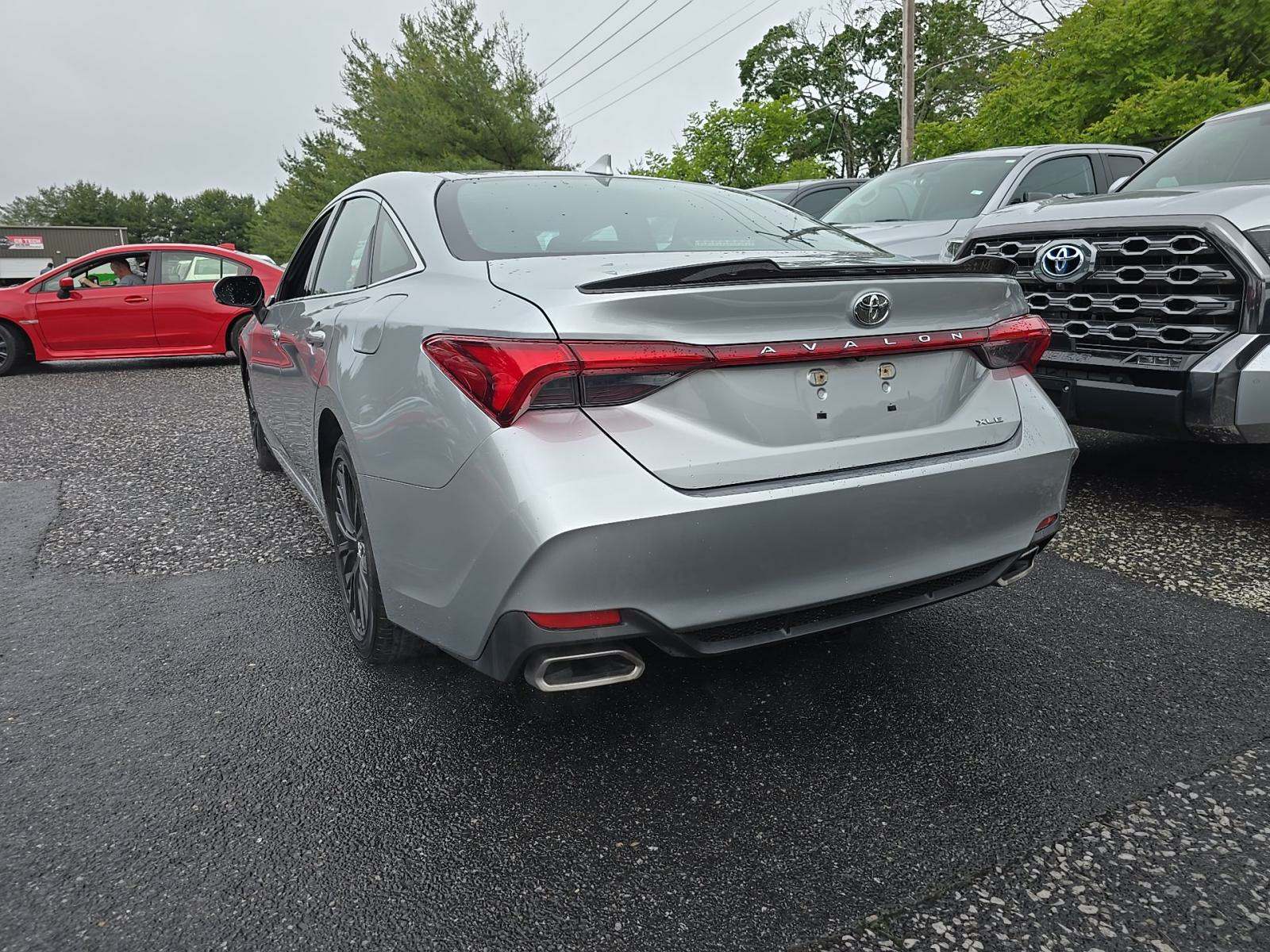 2020 Toyota Avalon XLE FWD