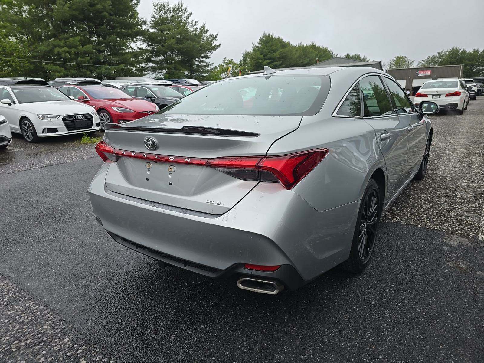 2020 Toyota Avalon XLE FWD