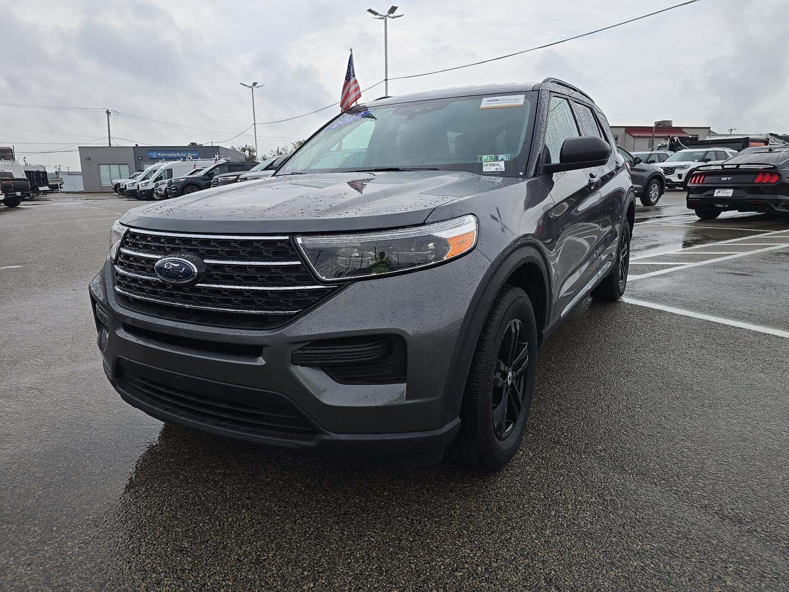 2022 Ford Explorer XLT AWD