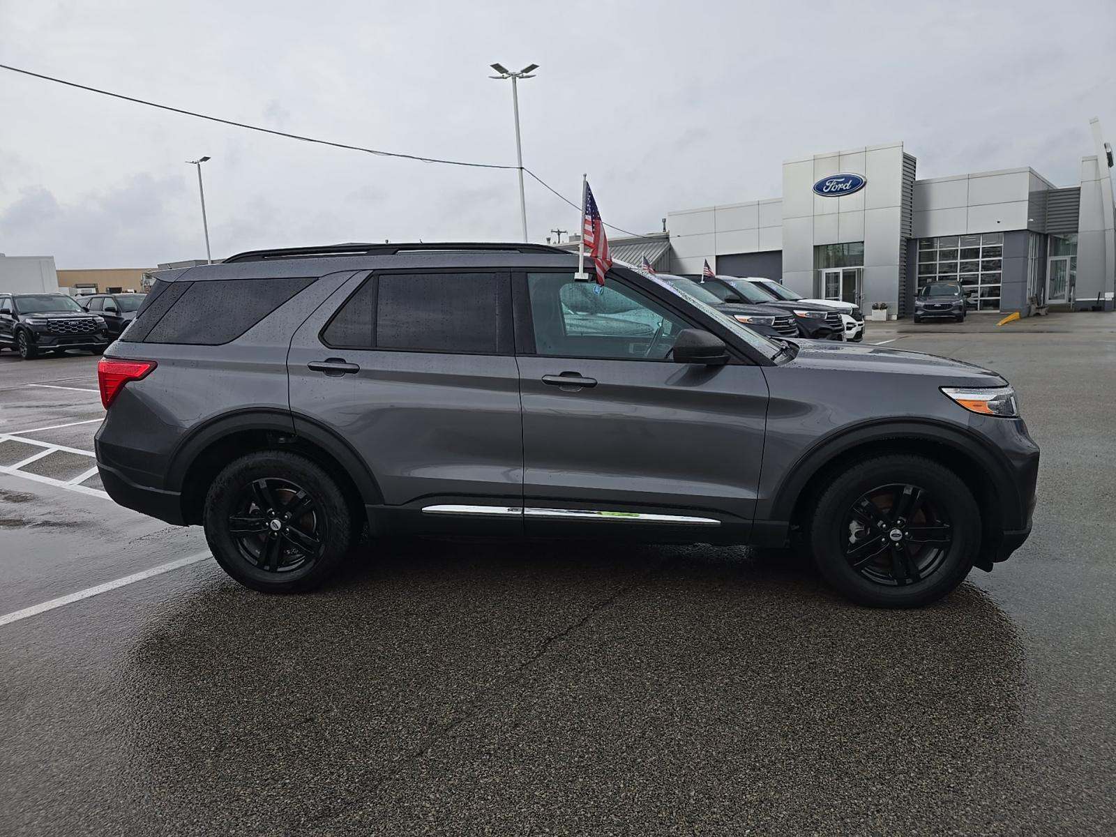 2022 Ford Explorer XLT AWD