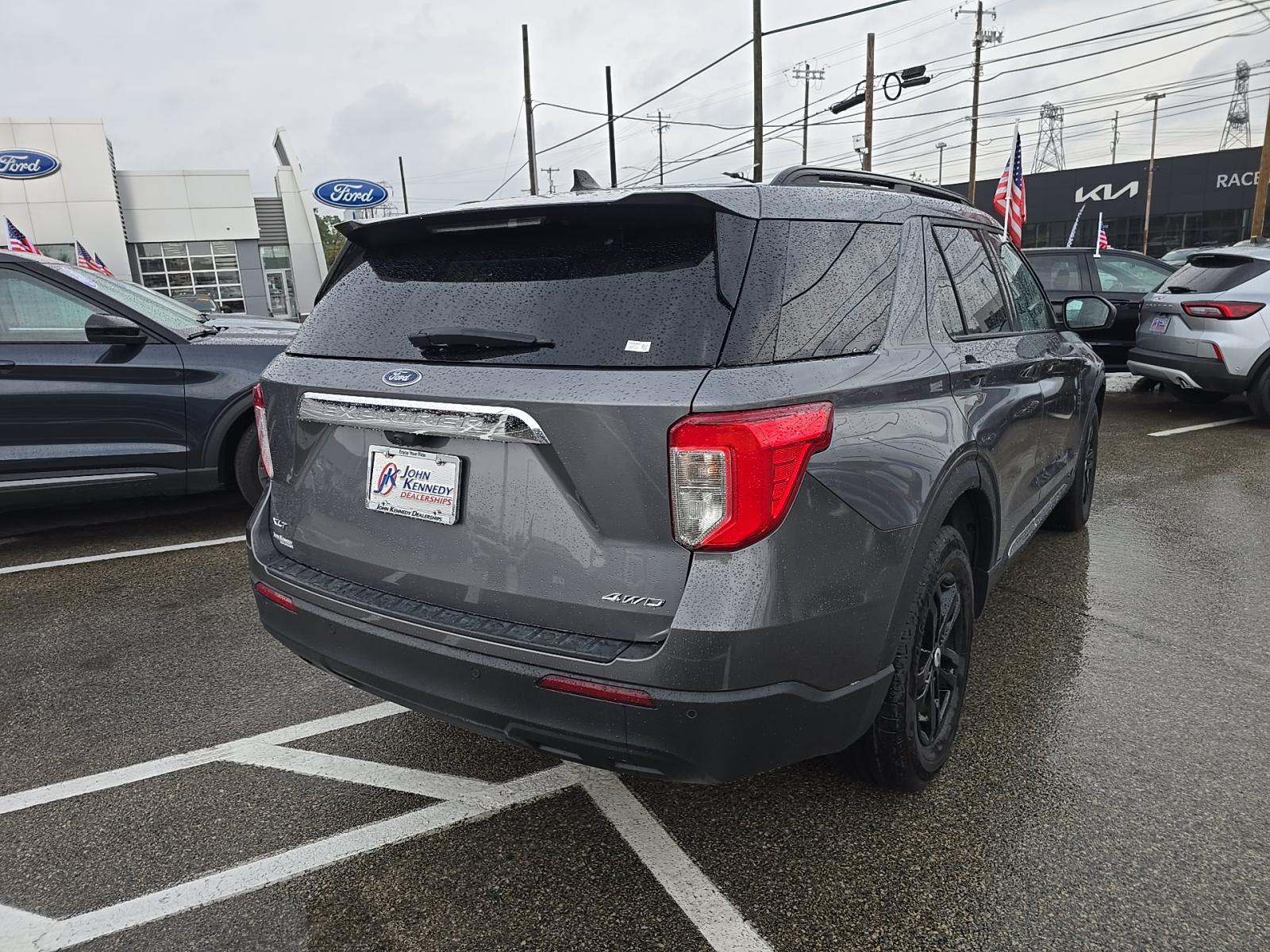 2022 Ford Explorer XLT AWD