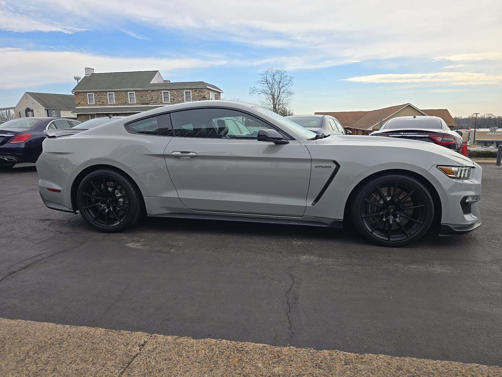 2016 Ford Mustang Shelby GT350 RWD