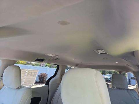 2017 Chrysler Pacifica Touring FWD