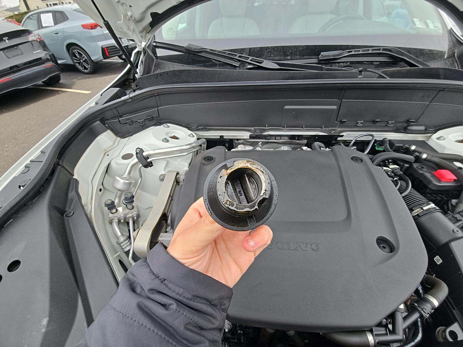 2023 Volvo XC90 B6 Plus AWD