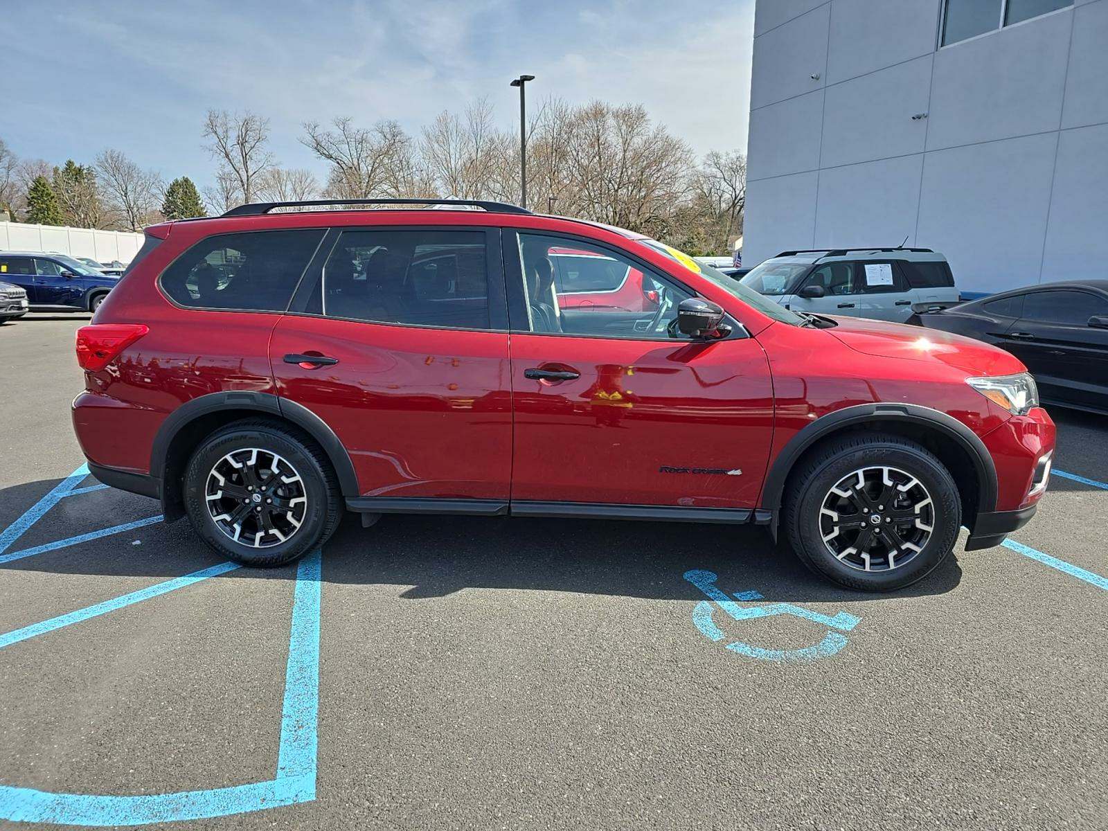 2020 Nissan Pathfinder SL AWD