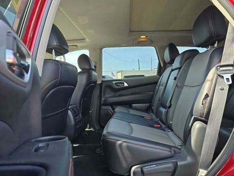 2020 Nissan Pathfinder SL AWD