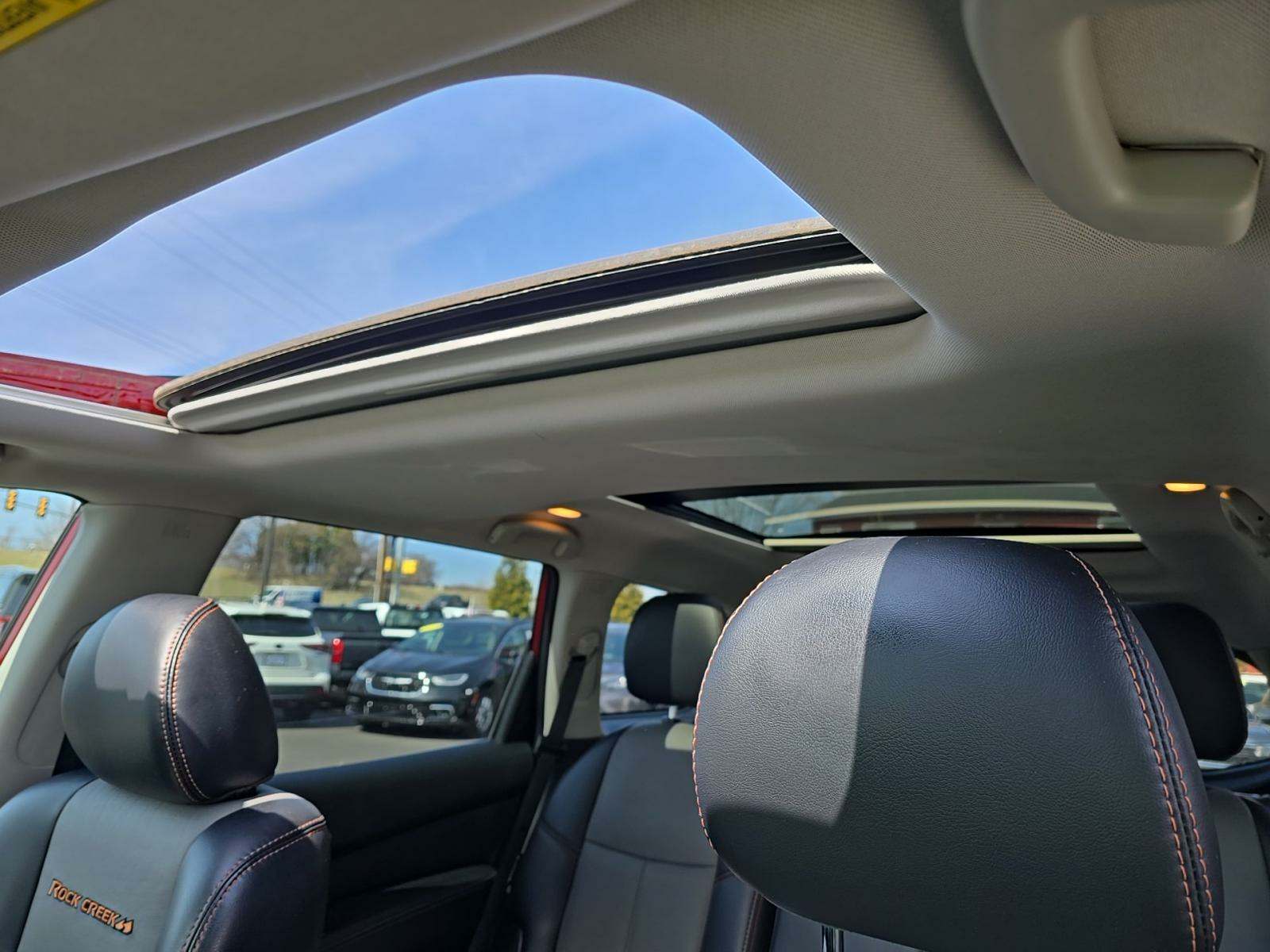 2020 Nissan Pathfinder SL AWD