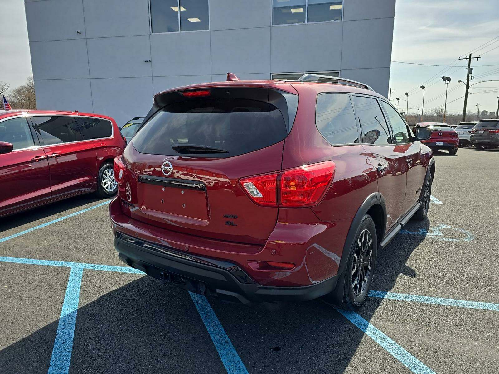 2020 Nissan Pathfinder SL AWD