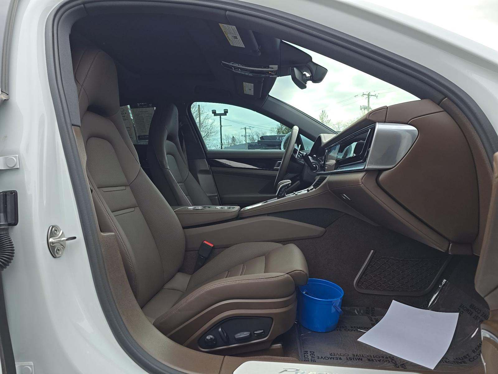 2023 Porsche Panamera 4 AWD