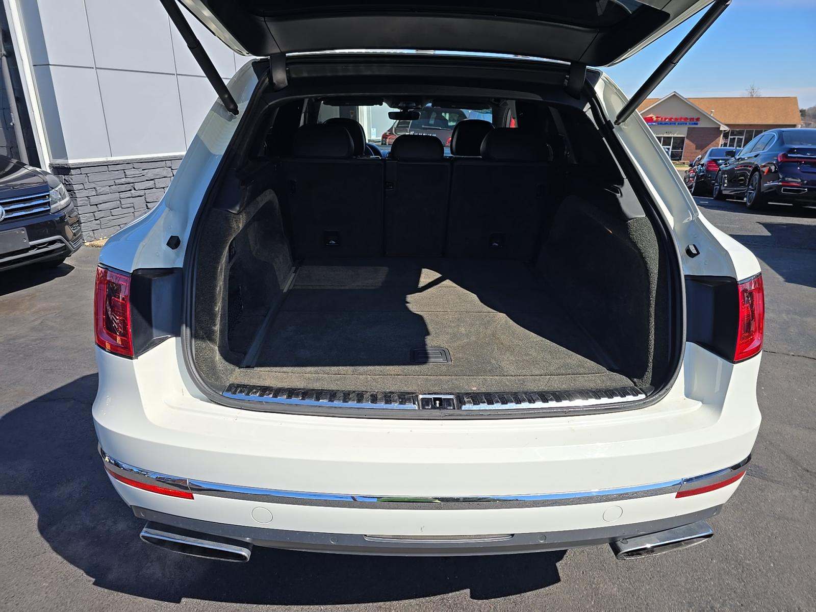 2018 Bentley Bentayga W12 Signature AWD