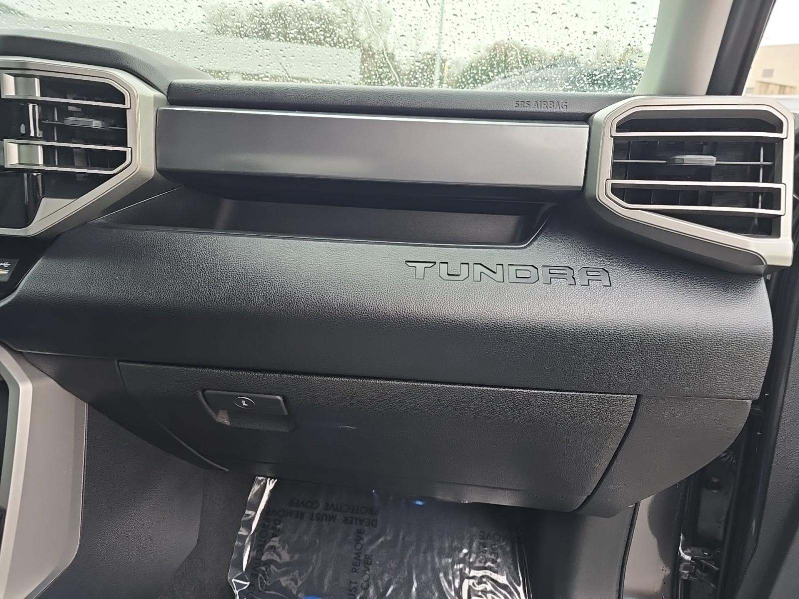 2024 Toyota Tundra SR5 AWD