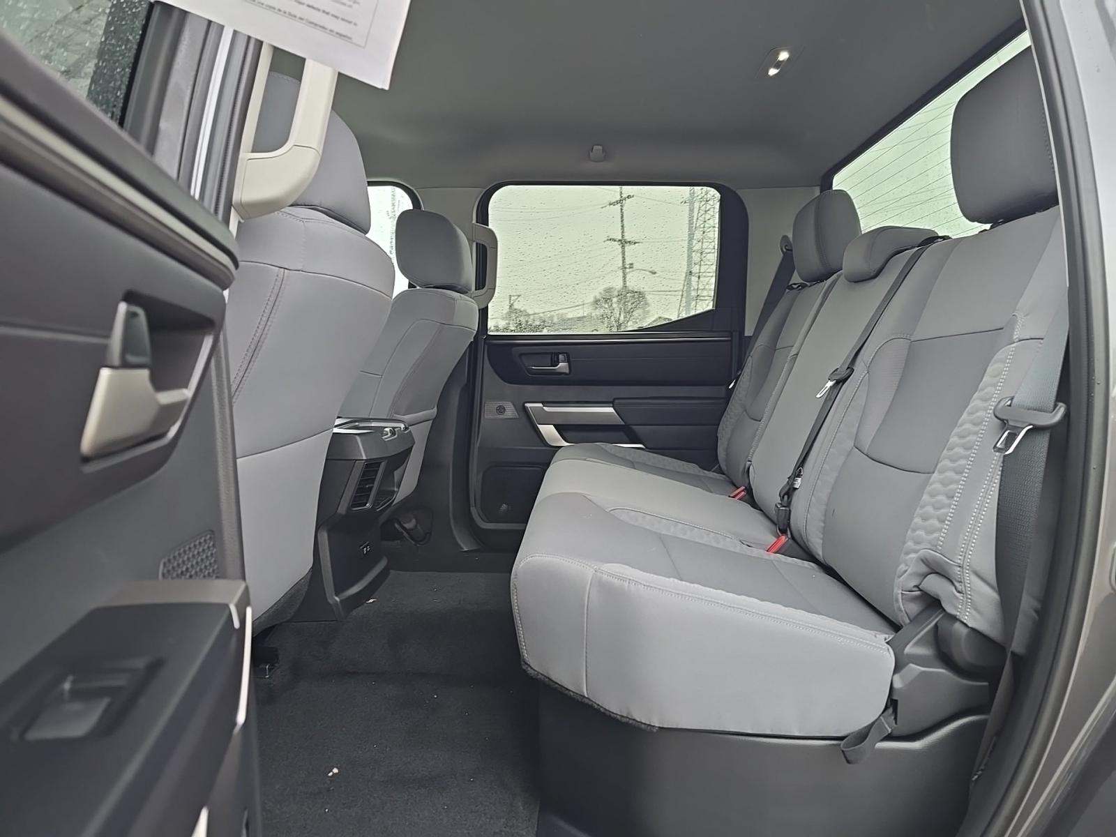 2024 Toyota Tundra SR5 AWD