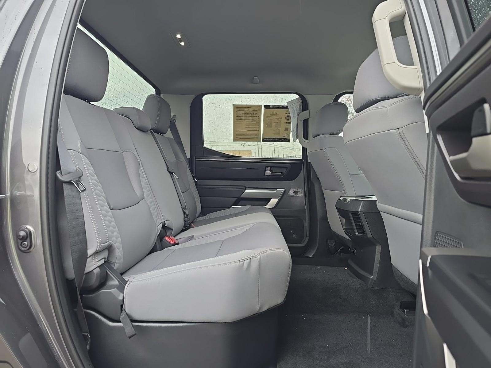 2024 Toyota Tundra SR5 AWD