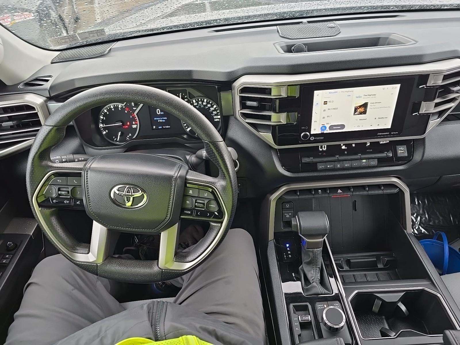 2024 Toyota Tundra SR5 AWD