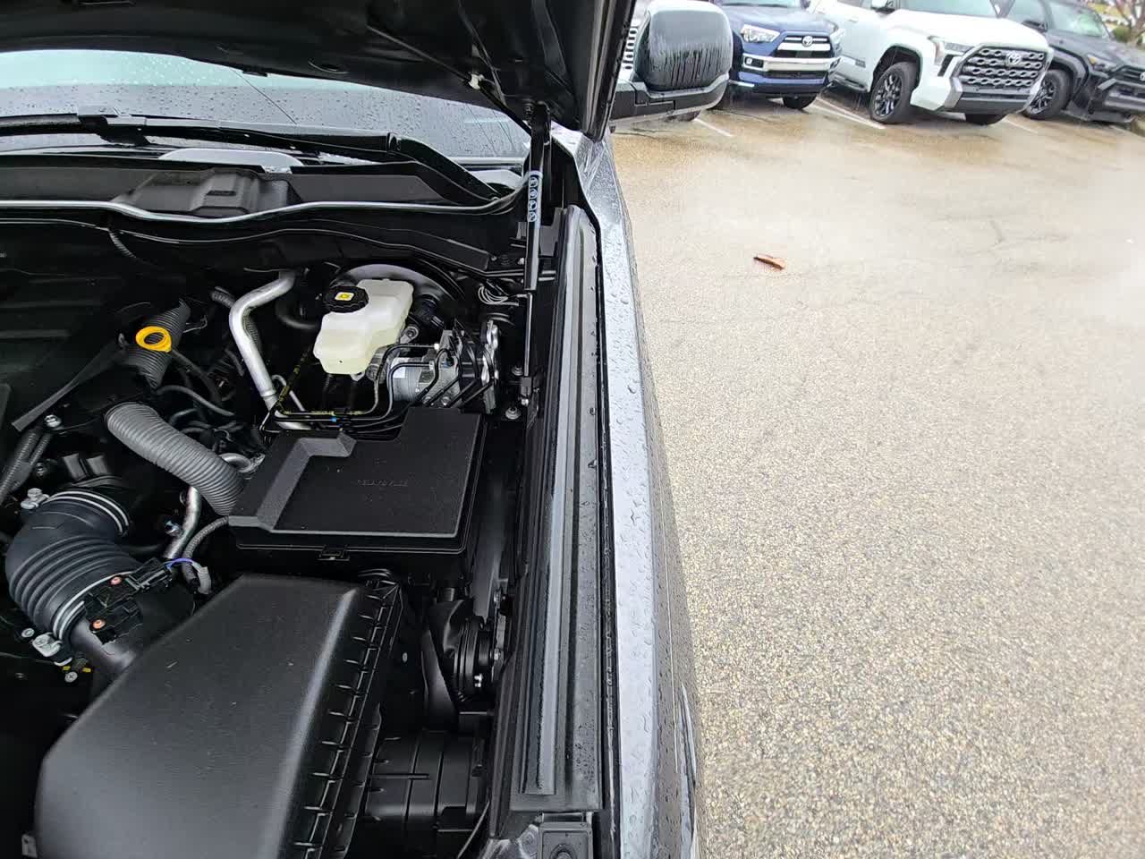 2024 Toyota Tundra SR5 AWD