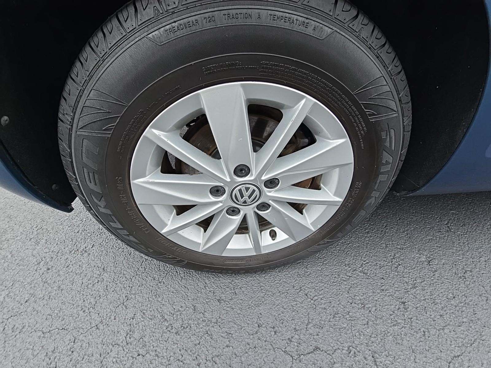 2016 Volkswagen Golf 1.8T S FWD