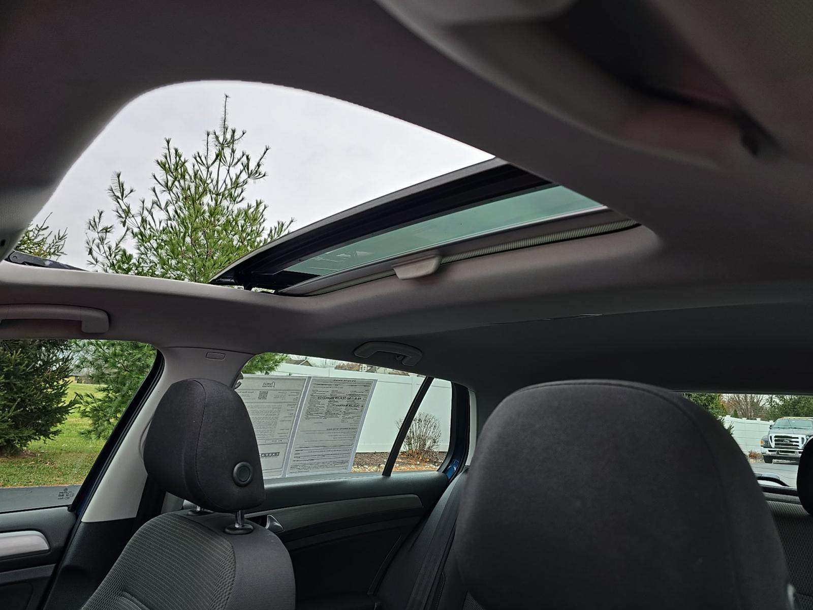 2016 Volkswagen Golf 1.8T S FWD