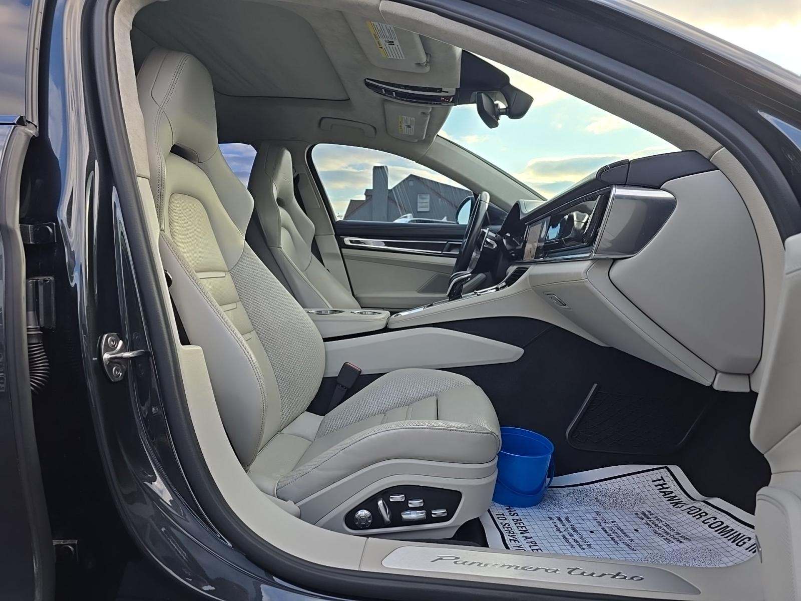 2017 Porsche Panamera Turbo AWD