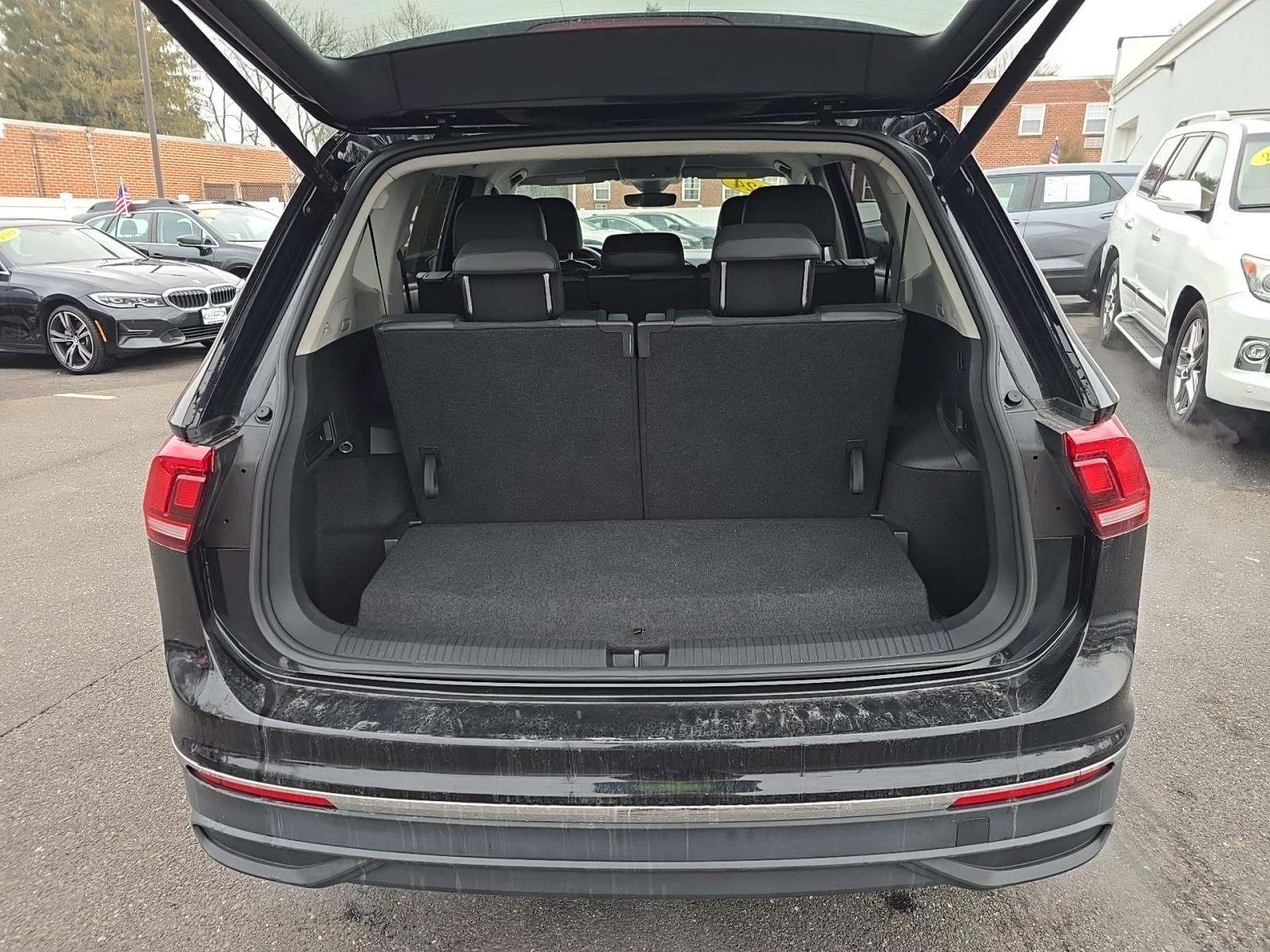 2024 Volkswagen Tiguan 2.0T SE FWD