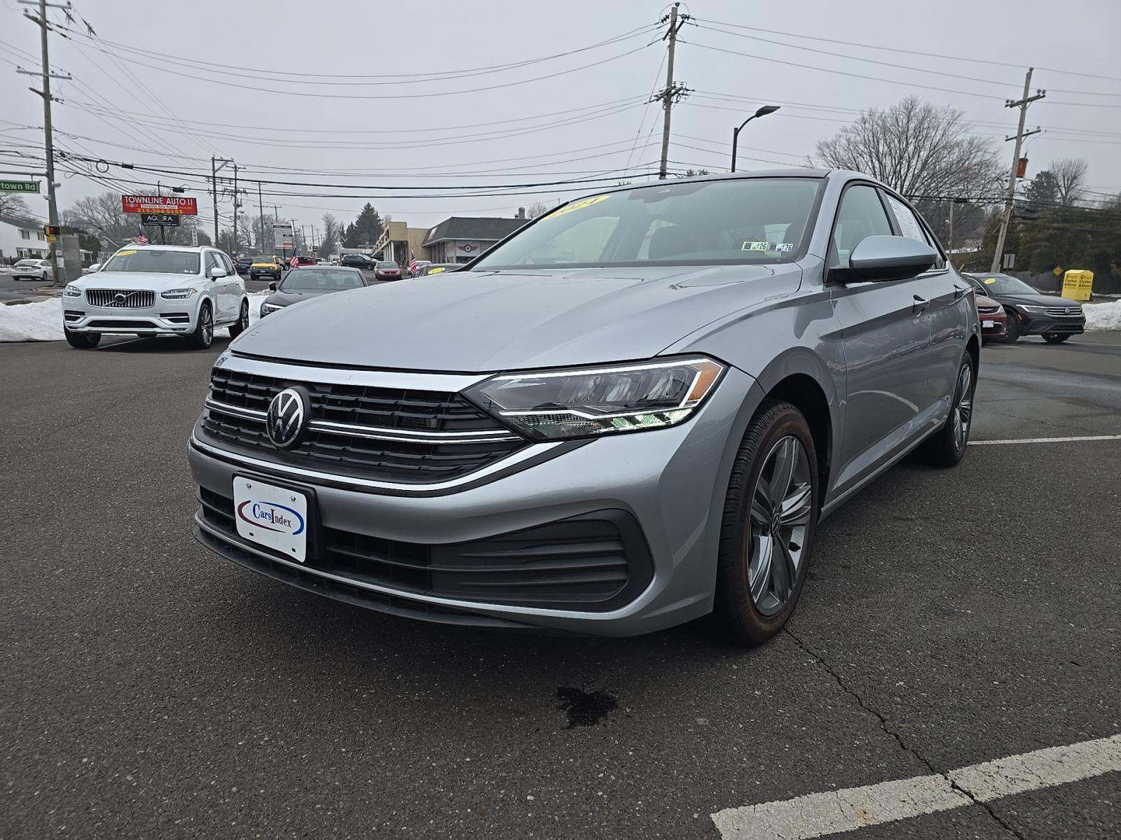 2024 Volkswagen Jetta 1.5T SE FWD