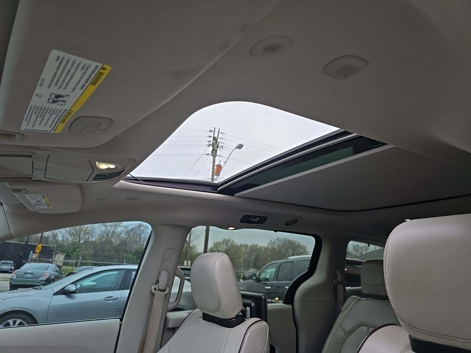 2020 Chrysler Pacifica Limited FWD