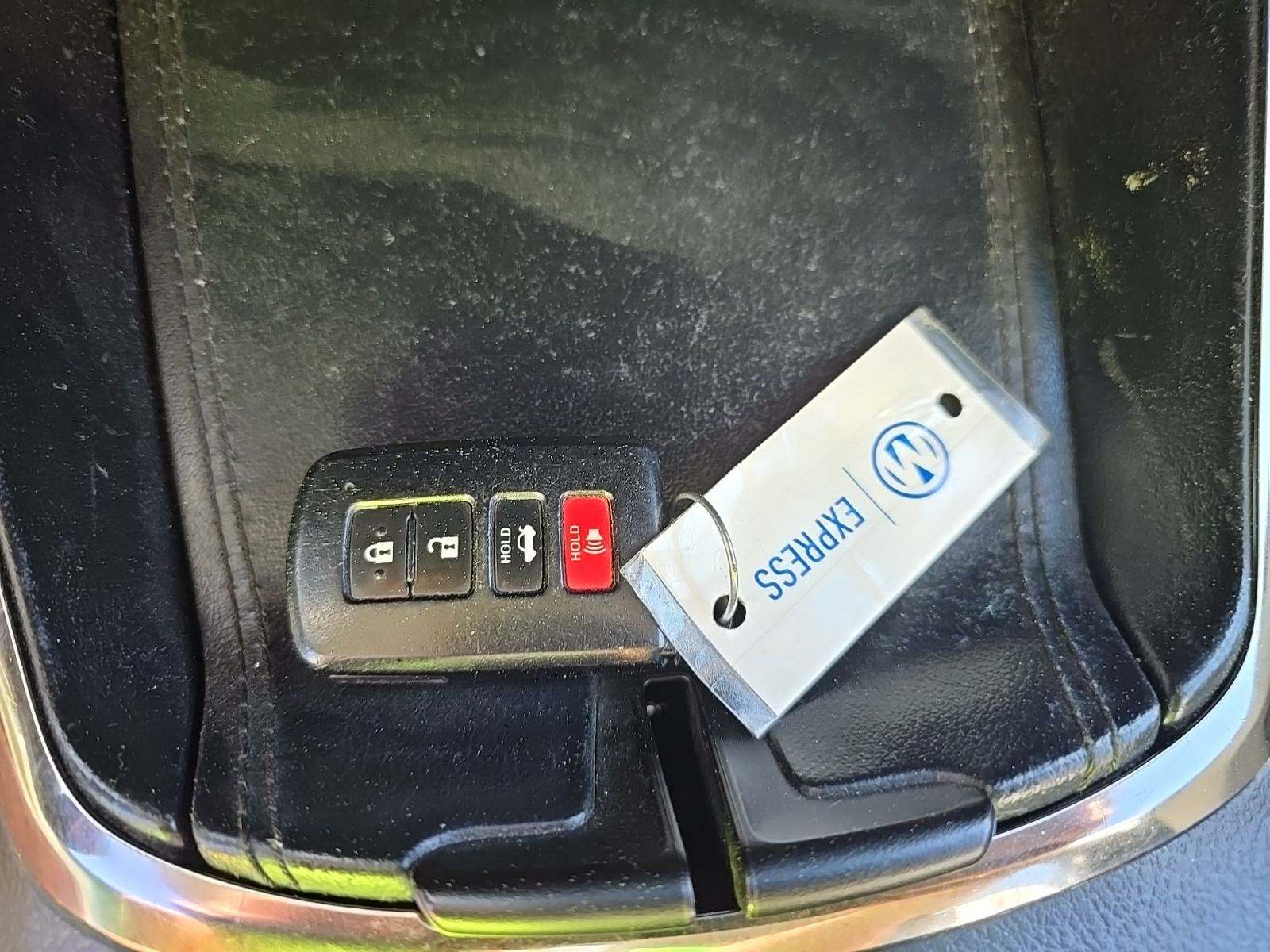 2016 Toyota Avalon XLE FWD