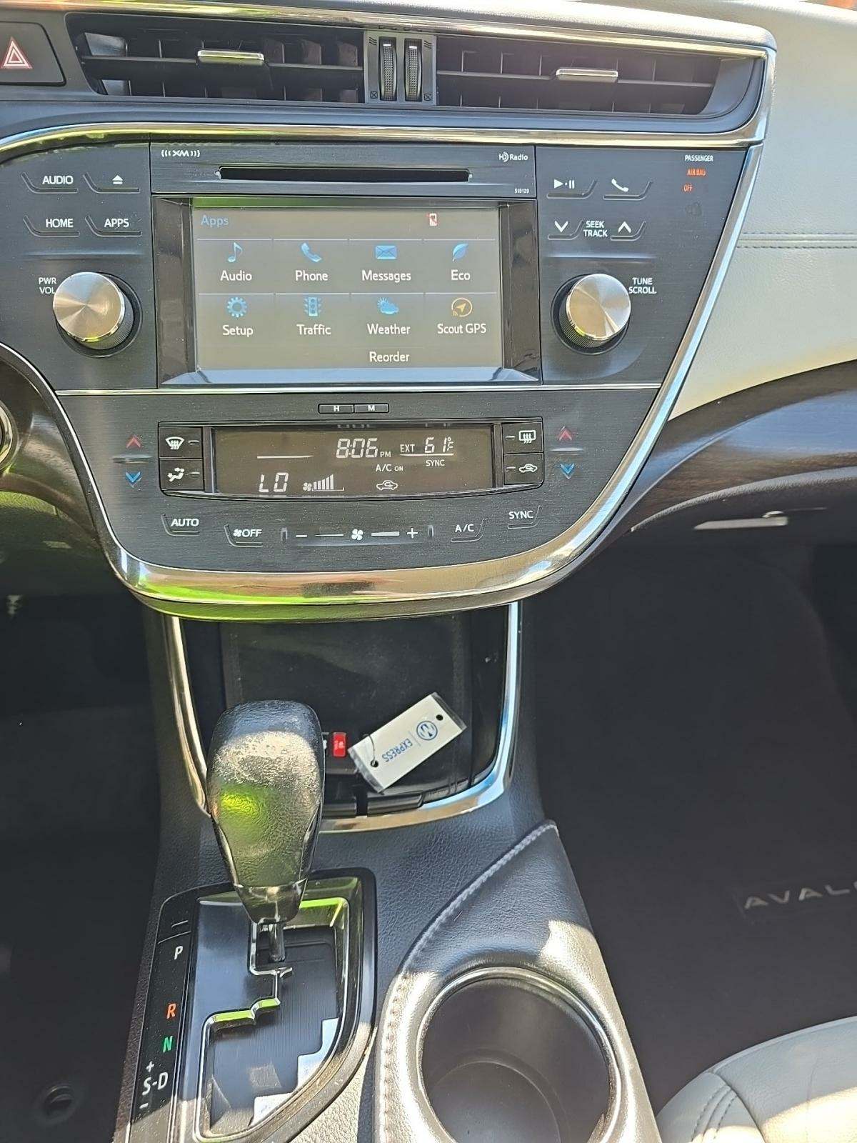 2016 Toyota Avalon XLE FWD