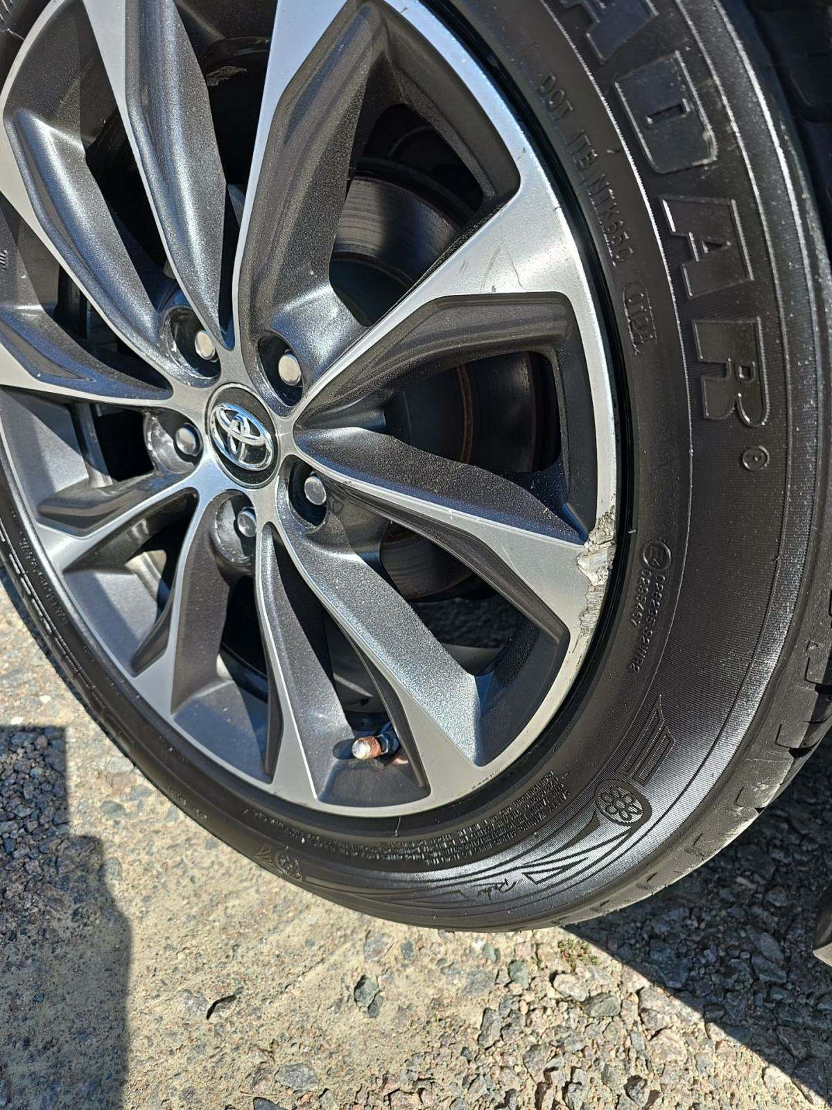 2016 Toyota Avalon XLE FWD