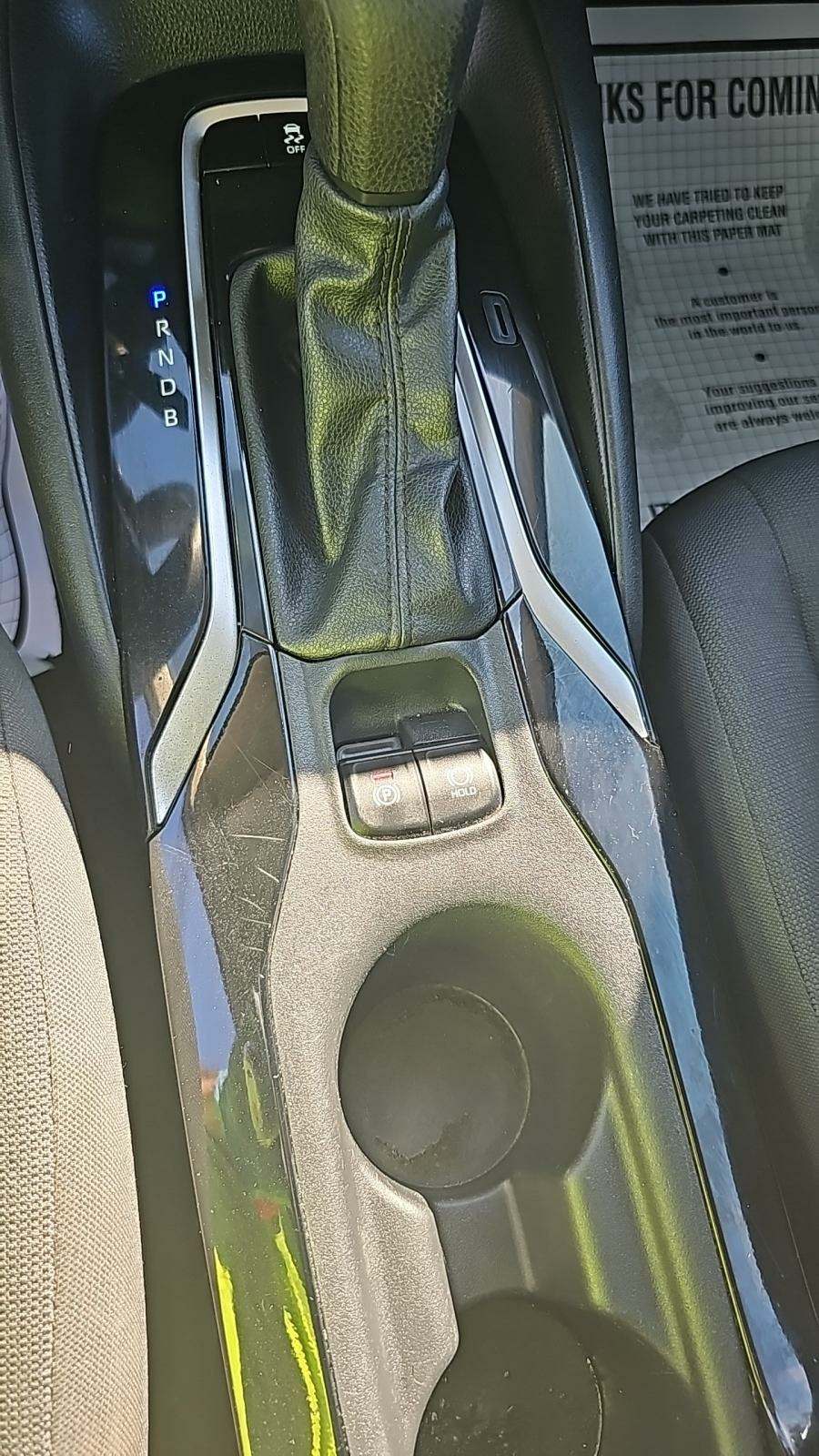 2022 Toyota Corolla LE FWD