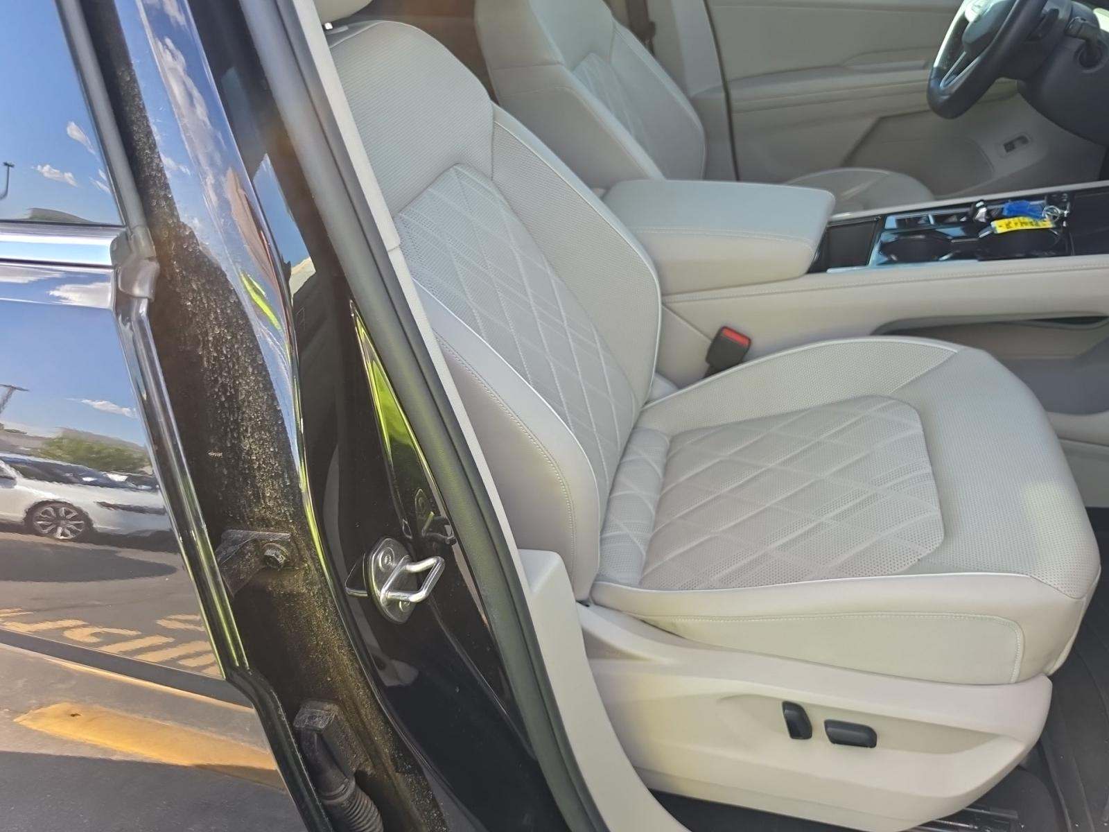 2024 Volkswagen Atlas 2.0T SEL Premium R-Line AWD