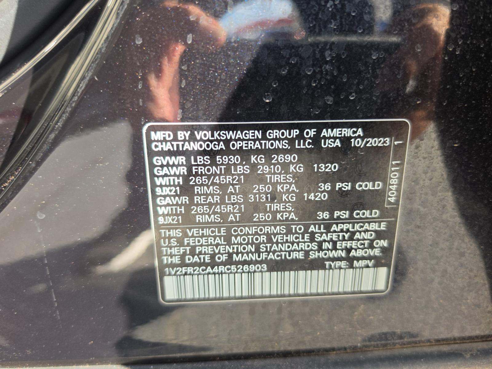 2024 Volkswagen Atlas 2.0T SEL Premium R-Line AWD