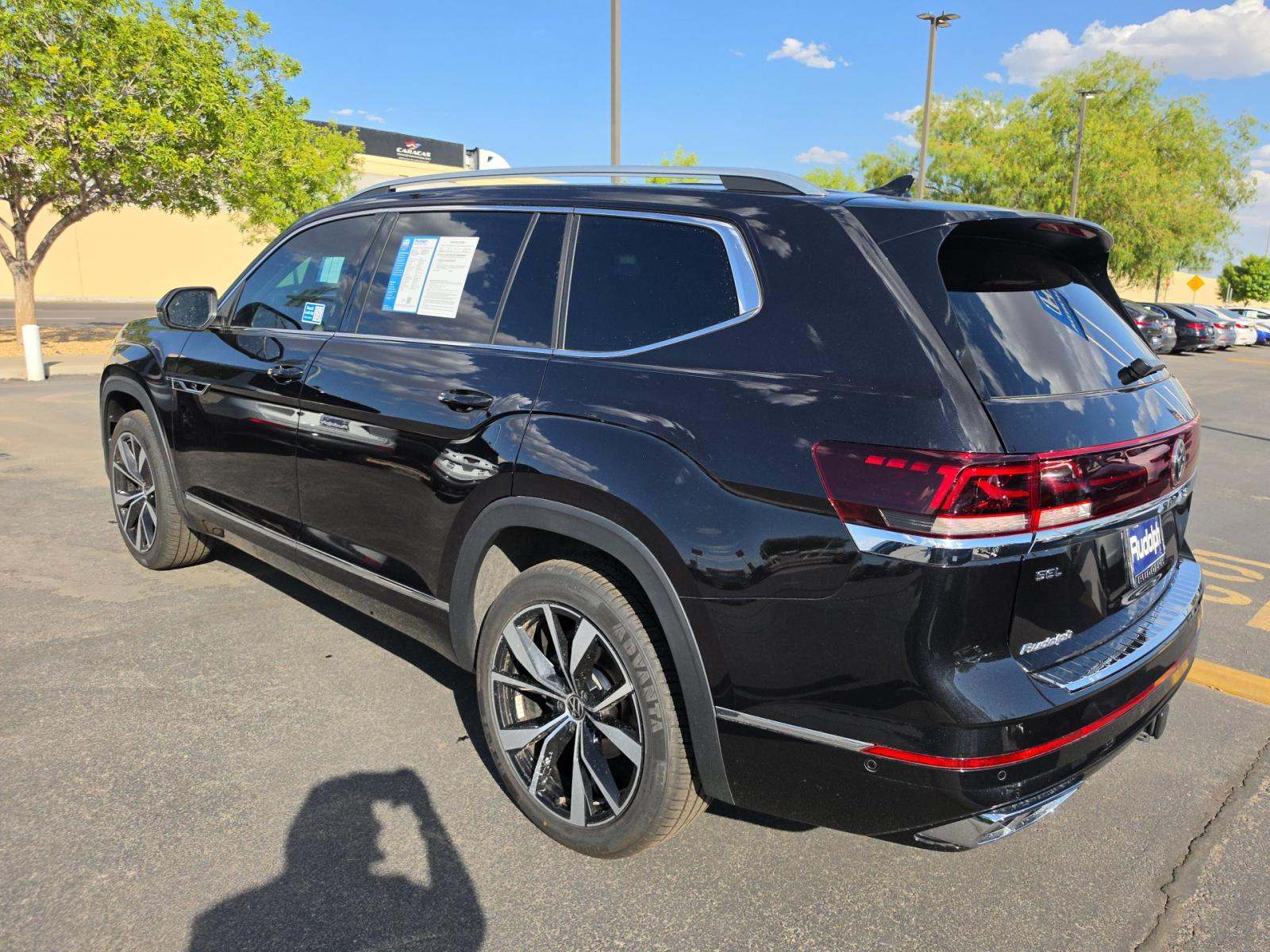 2024 Volkswagen Atlas 2.0T SEL Premium R-Line AWD