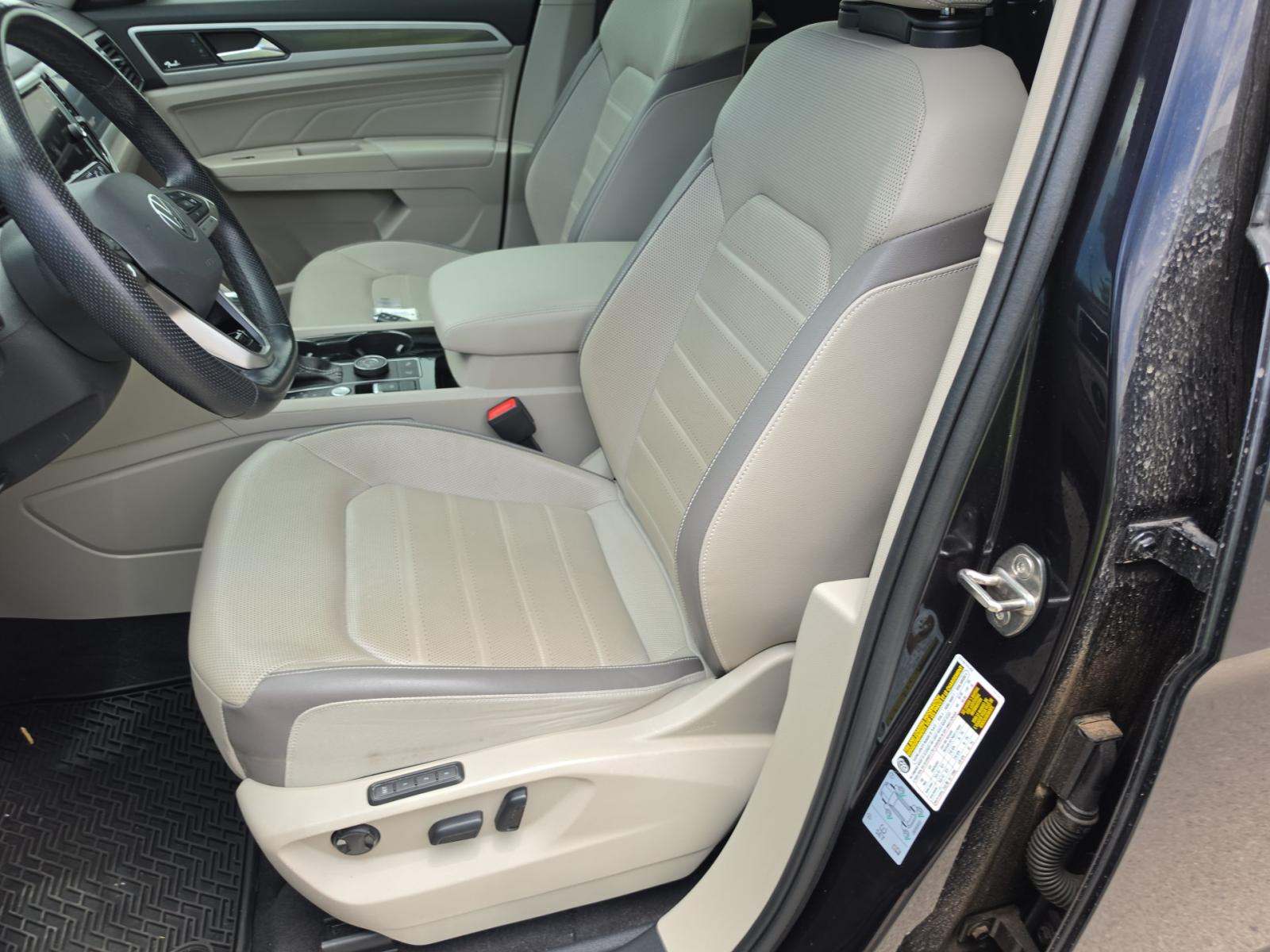 2022 Volkswagen Atlas 3.6L SEL Premium R-Line AWD