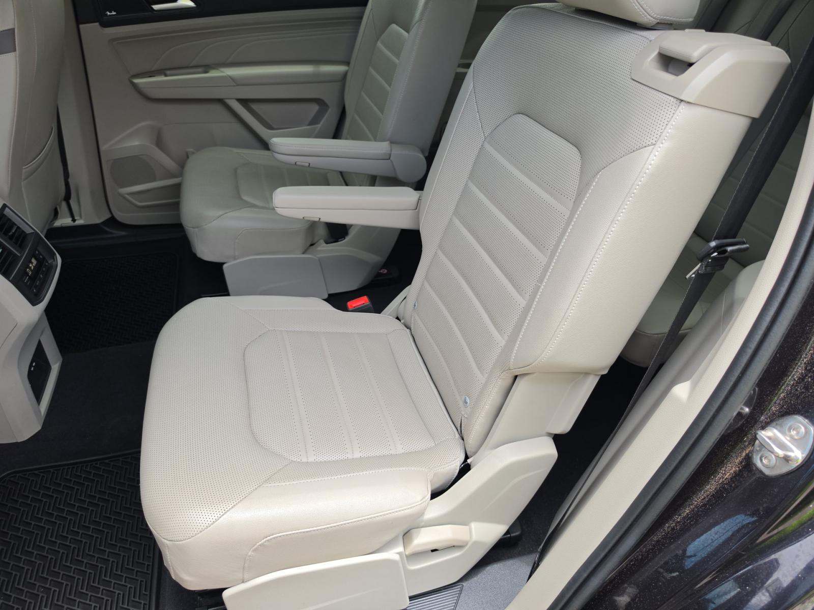 2022 Volkswagen Atlas 3.6L SEL Premium R-Line AWD